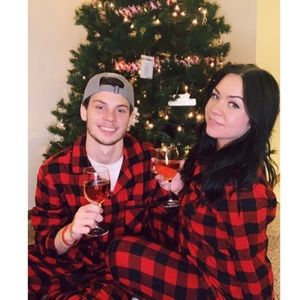 Meet your Posher, Dennis